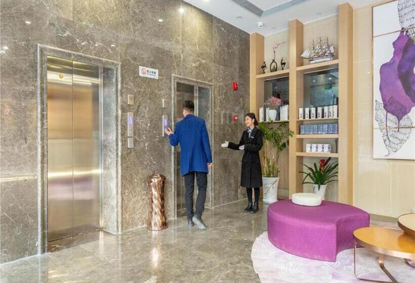 Lavande Hotel Nanchang Qingshan Metro Station