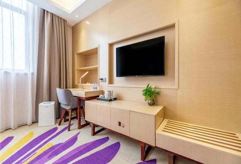 Lavande Hotel Nanchang Qingshan Metro Station