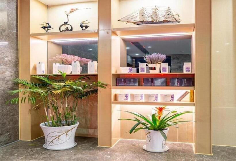 Lavande Hotel Nanchang Qingshan Metro Station