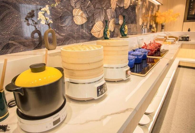 Starway Hotel Zhongshan Caihong Avenue Oasis Park