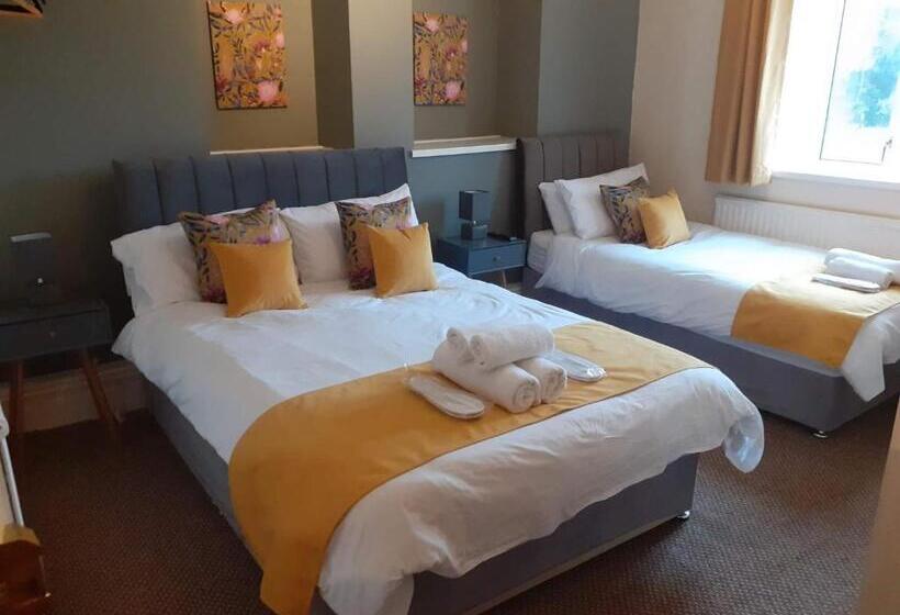 호스텔 Stag And Pheasant Inn