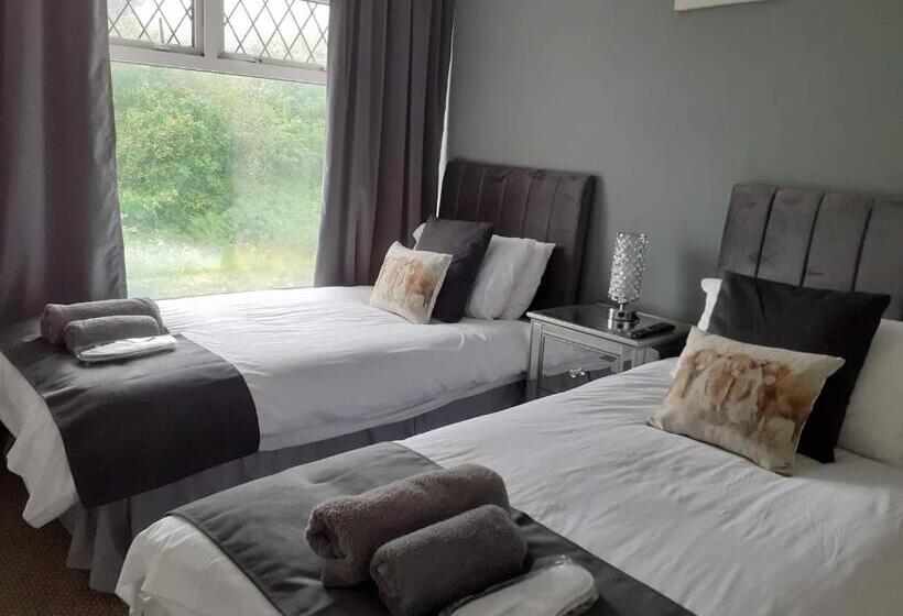 호스텔 Stag And Pheasant Inn