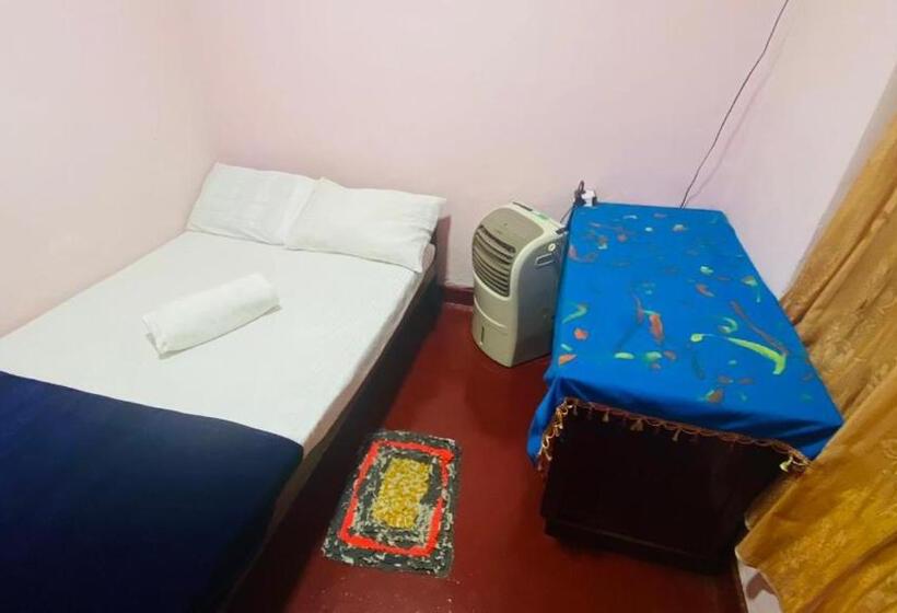 Ambalama Hostel