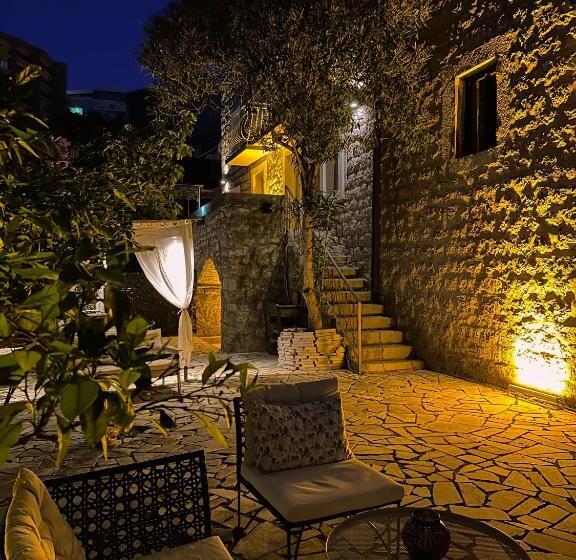 تختخواب و صبحانه Serenita Stone House