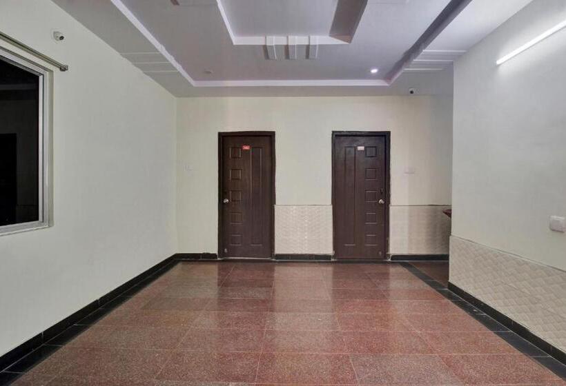 בית מלון כפרי O Lavish Stay