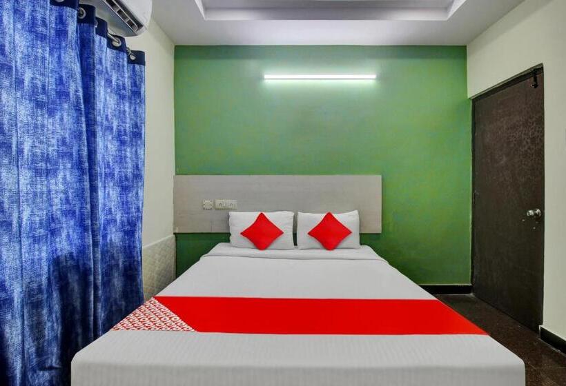 בית מלון כפרי O Lavish Stay