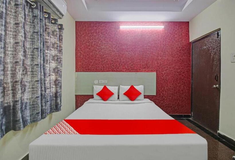 בית מלון כפרי O Lavish Stay