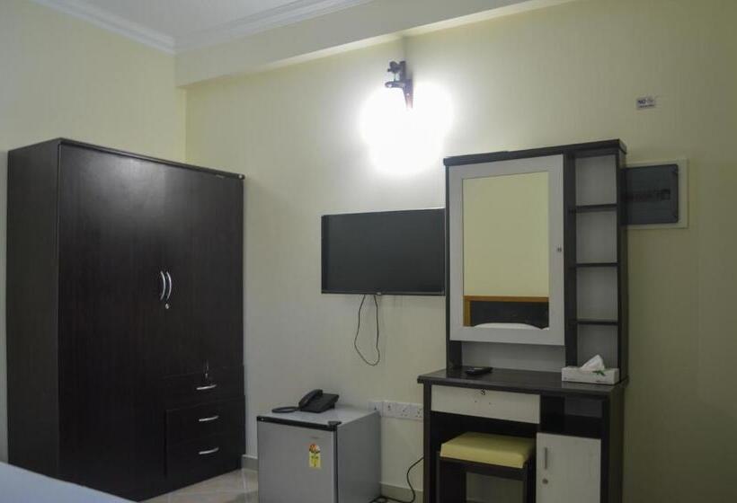 هتل Maaniya Residence