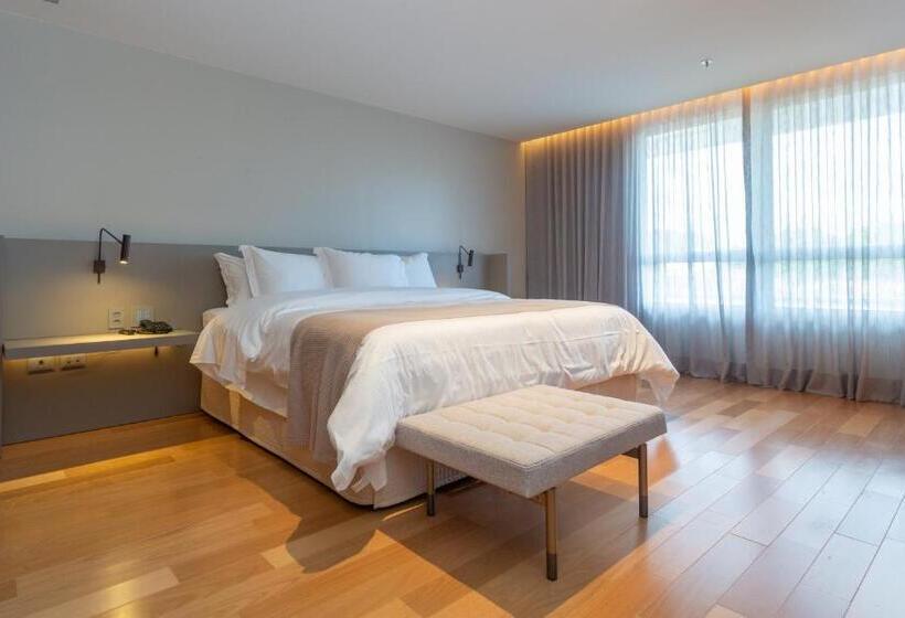 בית מלון כפרי Monã