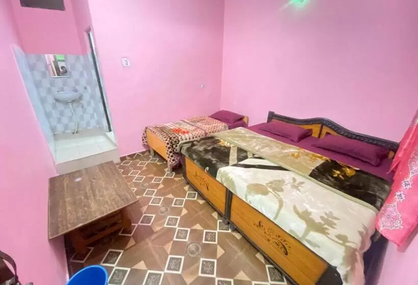 ホテル New Basera