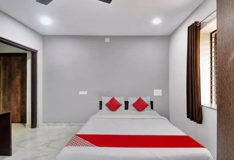 هتل O Shree Ganapati Resort