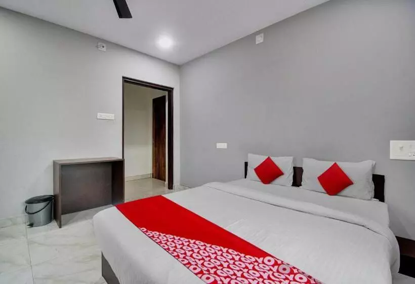 هتل O Shree Ganapati Resort