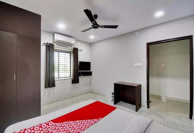 هتل O Shree Ganapati Resort