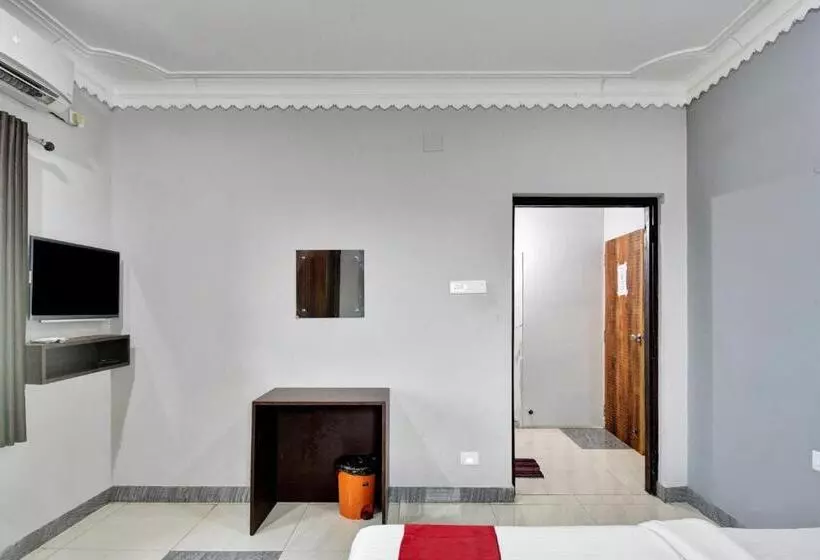 هتل O Shree Ganapati Resort
