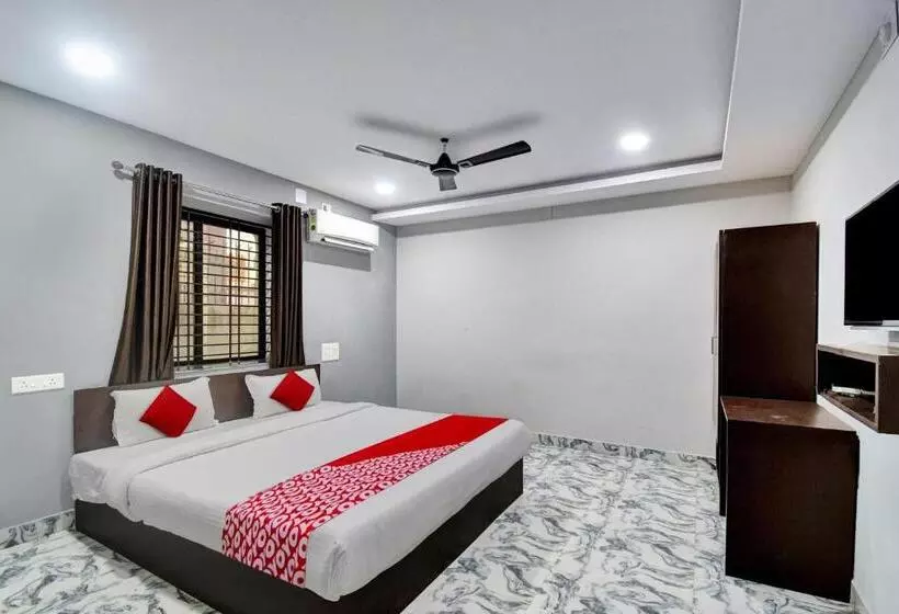 هتل O Shree Ganapati Resort