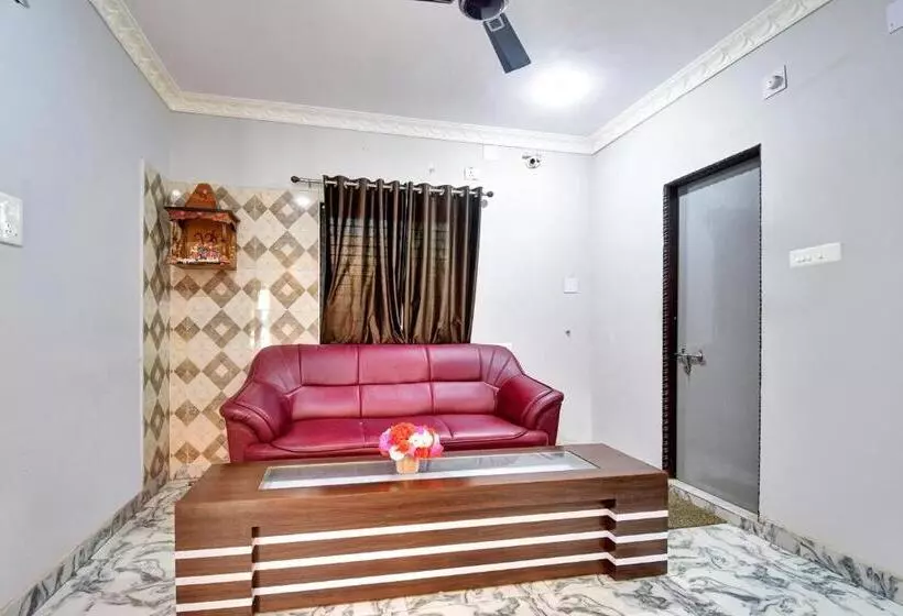 هتل O Shree Ganapati Resort