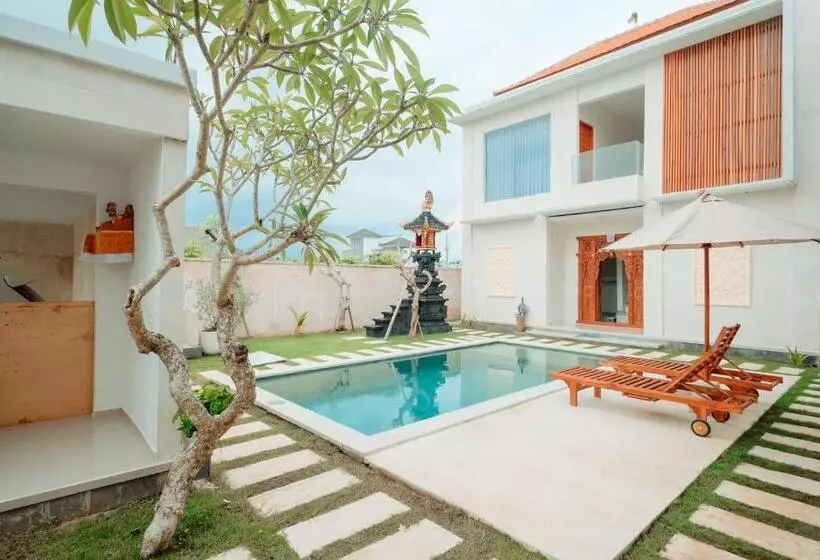 پانسیون Merpati Villa Uluwatu