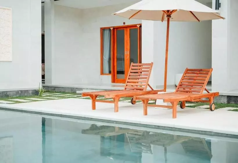 پانسیون Merpati Villa Uluwatu