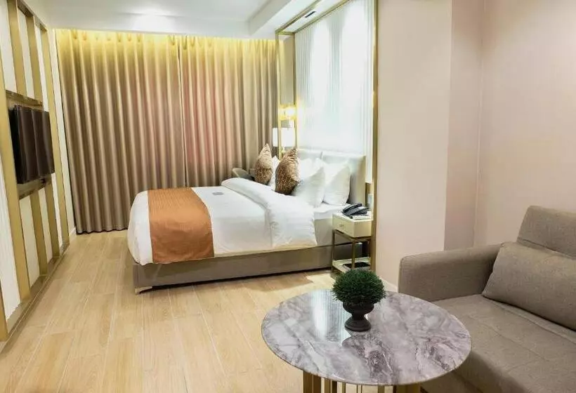 Uma Hotel And Residences