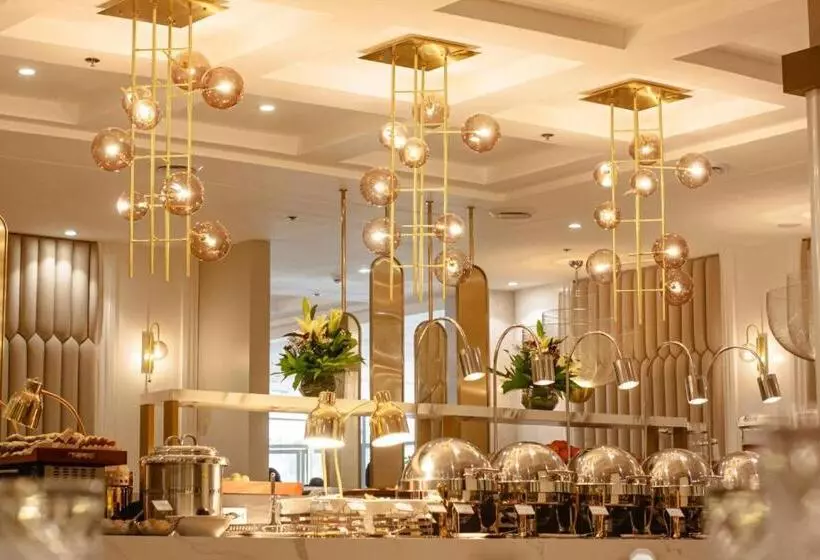 Uma Hotel And Residences