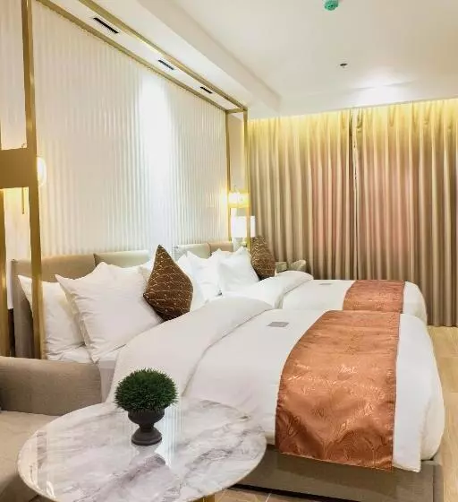 Uma Hotel And Residences