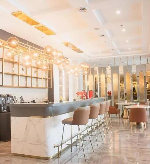 Uma Hotel And Residences