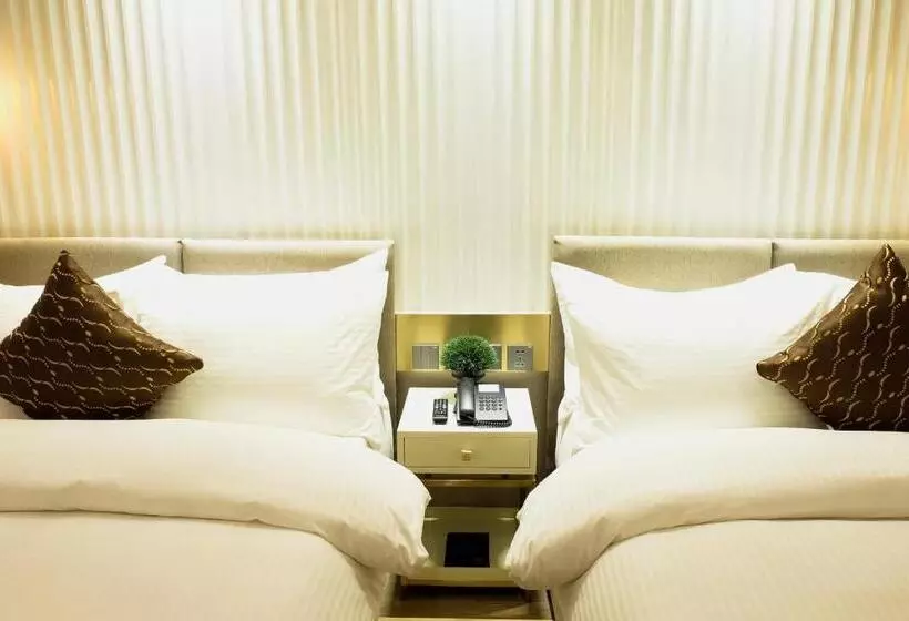 Uma Hotel And Residences