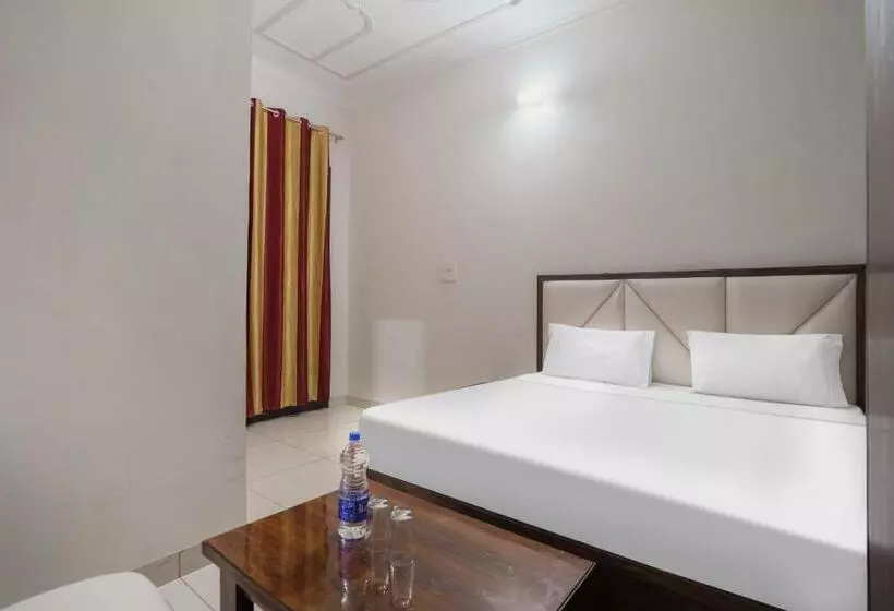 Capital O Hotel Dayal