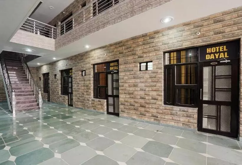 Capital O Hotel Dayal