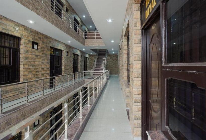 Capital O Hotel Dayal