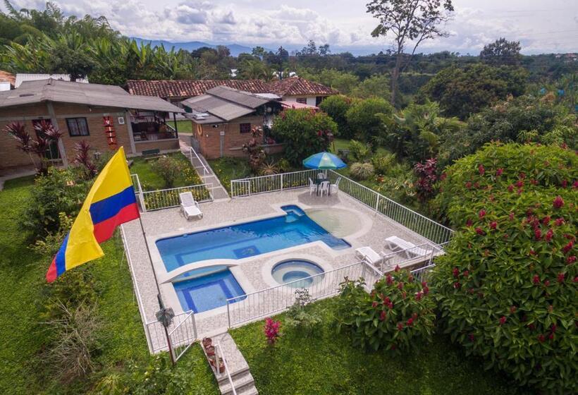 هتل Chalet Alto Bonito