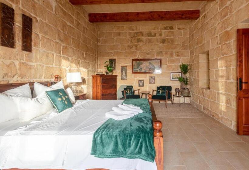 پانسیون Gozo Farmhouse