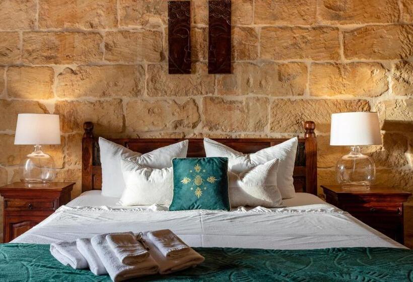 پانسیون Gozo Farmhouse