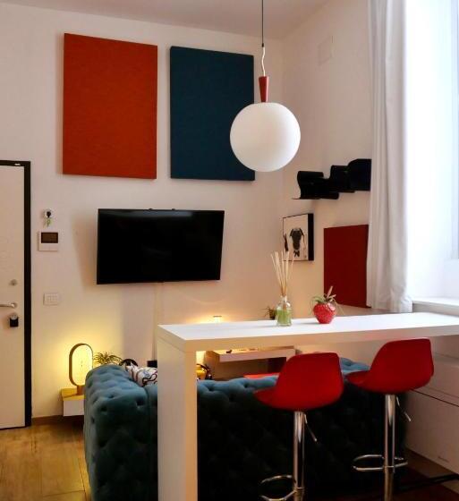 膳宿费 Homesuite Sul Lago Self Checkin