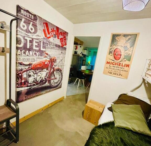 بنسيون Rockin 70 S Lodges