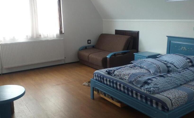 פנסיון Vila Vals Belis