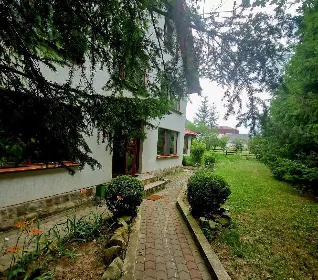 Pensiunea Rossvillas!!