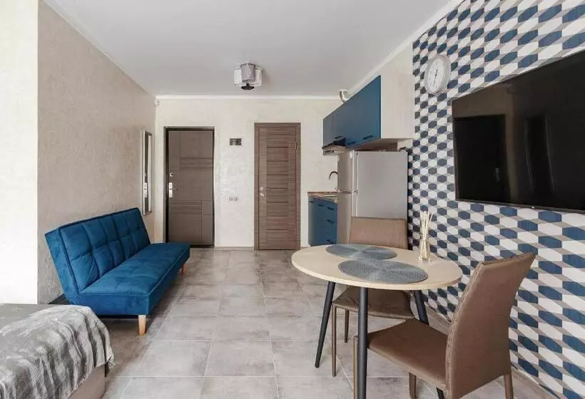 Yudgi   Home