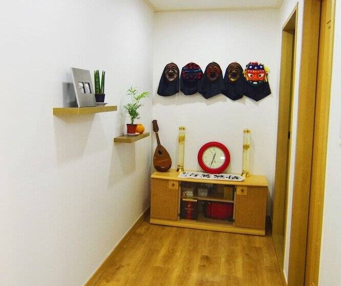 Albergue Ganderak Guest House