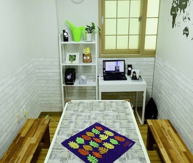 Albergue Ganderak Guest House