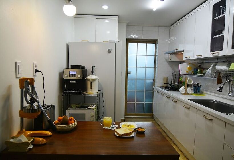 Albergue Ganderak Guest House