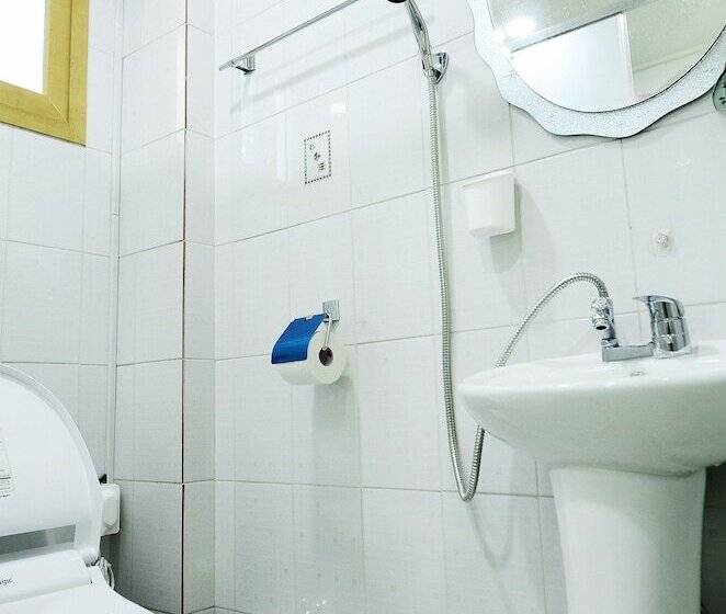 Albergue Ganderak Guest House