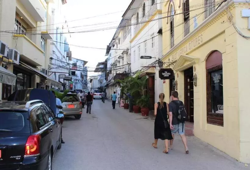 تختخواب و صبحانه Princess Salme Inn