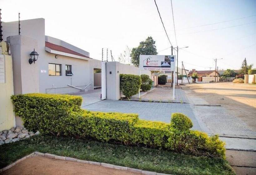 Corner Cottage Bed And Breakfast