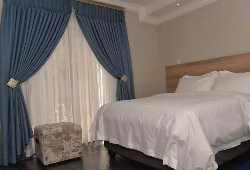 Corner Cottage Bed And Breakfast
