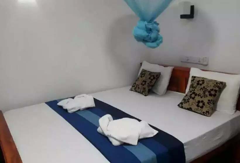 هتل Camorich