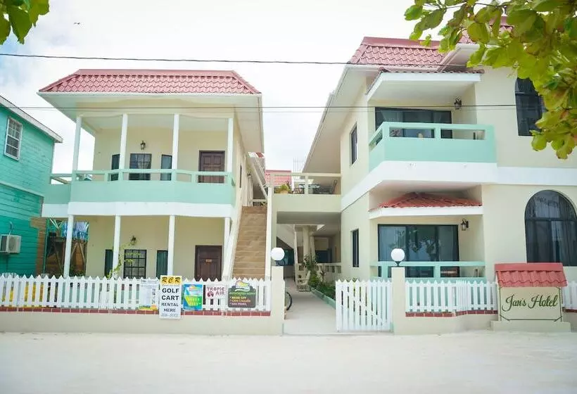 هتل Jan S
