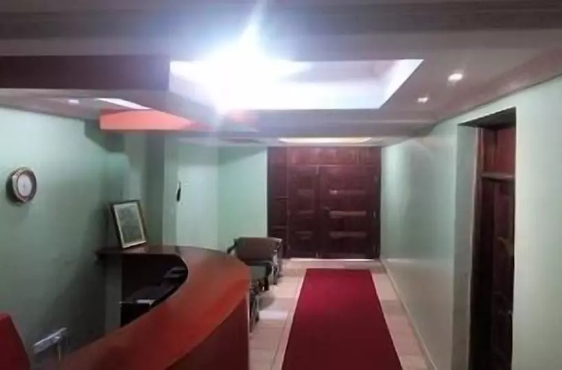 هتل Jkia Airport