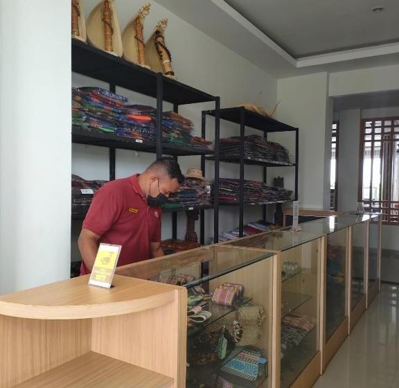 Naka Hotel Kupang