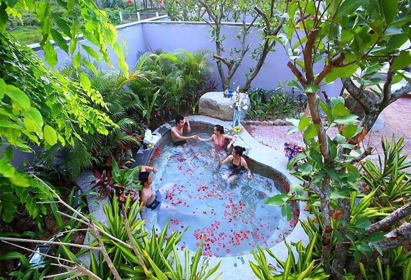 酒店 Sanya Little Fish Hot Spring Holiday